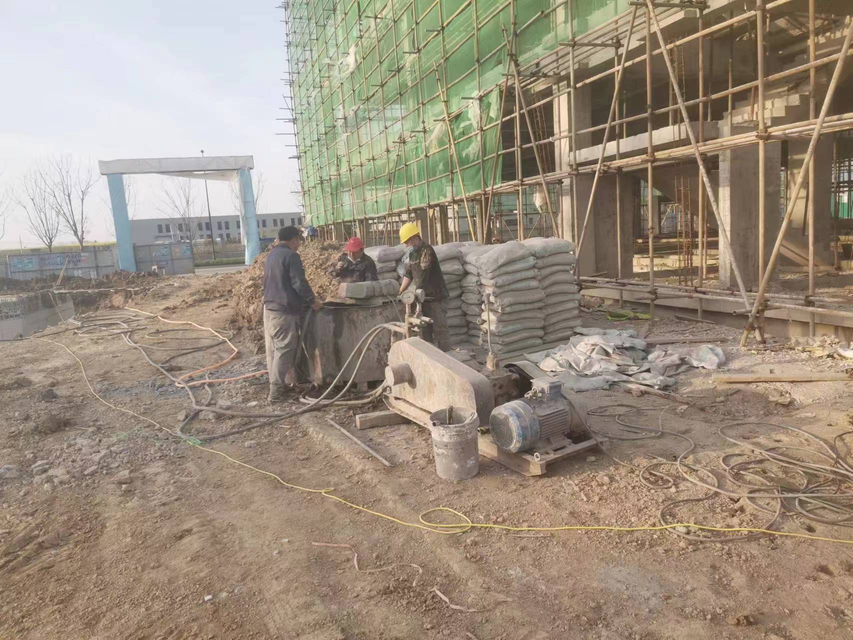 新晃别墅下沉注浆